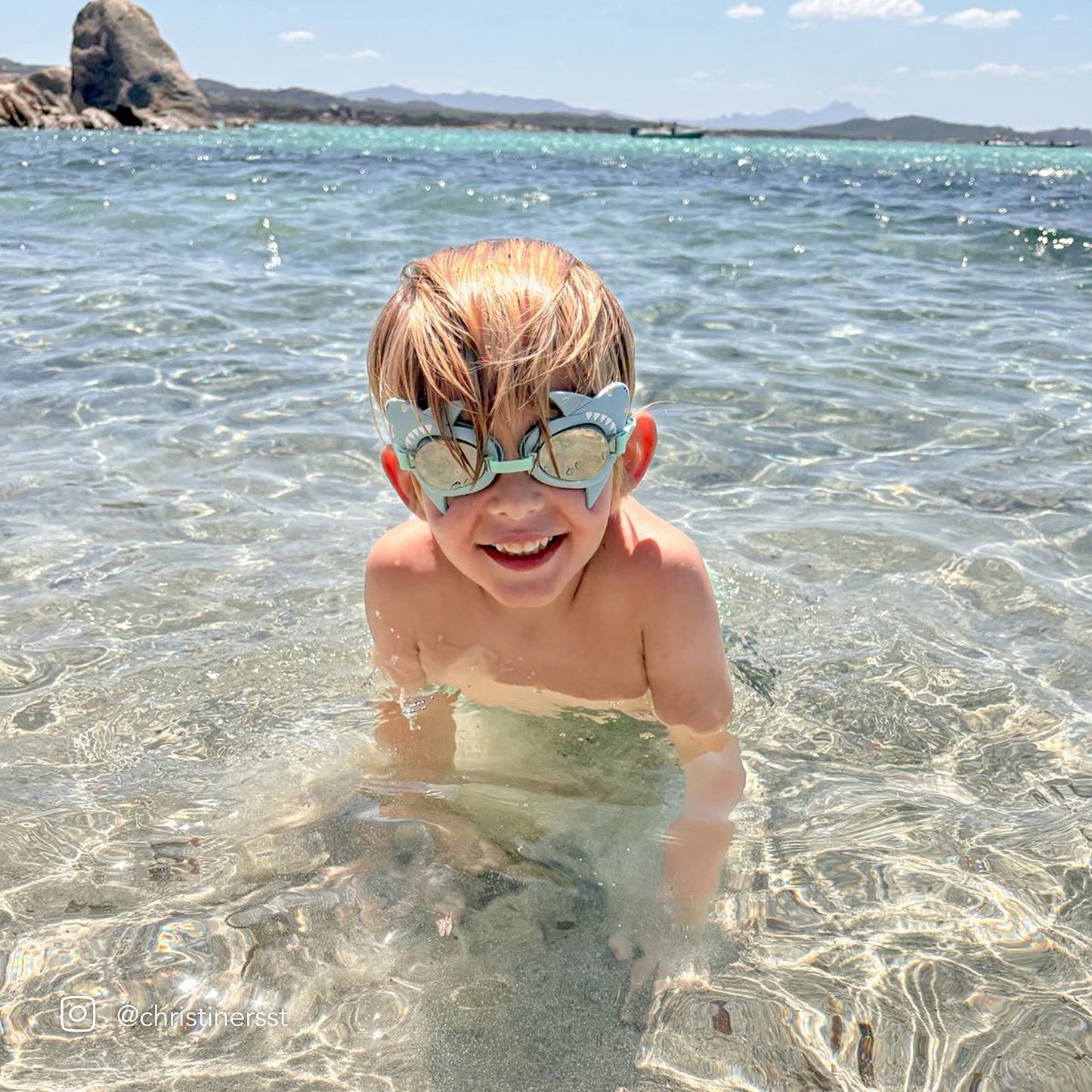 Swimming Goggles - Salty The Shark